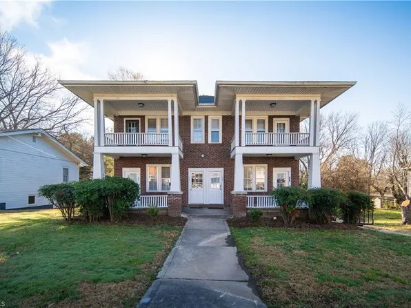 135 W Church St, Mount Airy, NC 27030