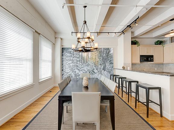 4th image of 1120 Texas St APT 5D