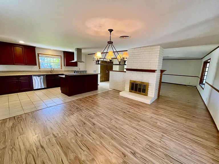 12952 Palomar Way — Photo 3
