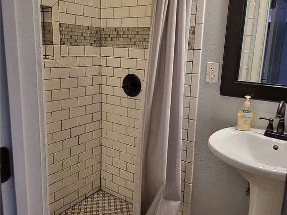 5th image of 4815 Jurupa Ave