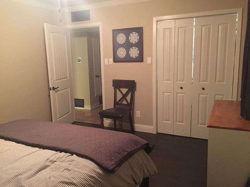 1st image of 2808 Byron Ave