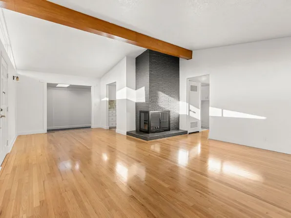 2637 NE 138th Pl, Portland, OR 97230