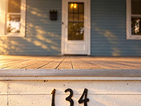 5th image of 134 N Kelly St