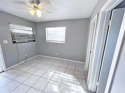 3rd image of 121 NW 32nd Ave