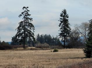 41 Lofgrin Rd, Sequim, WA 98382