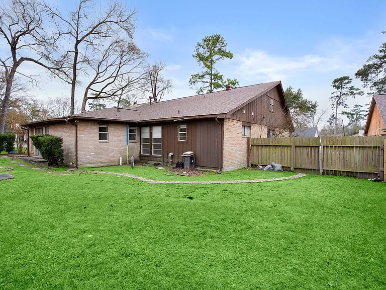 706 Shenandoah Dr — Photo 9