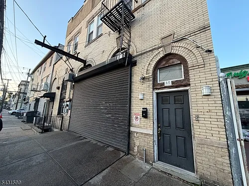 64 Mott St #2 Photo 1