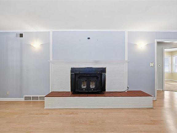 5th image of 6209 NW Tower Dr