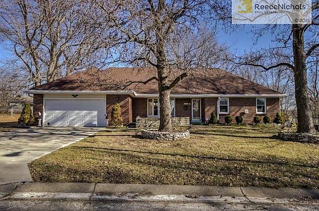 1st image of 4723 Hedges Ave