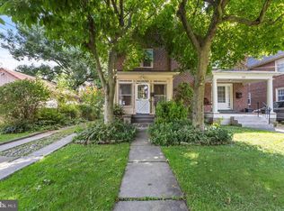 35 Springhouse Ln, Glenside, PA 19038