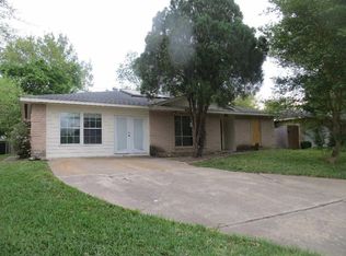 16639 Townes Rd, Friendswood, TX 77546