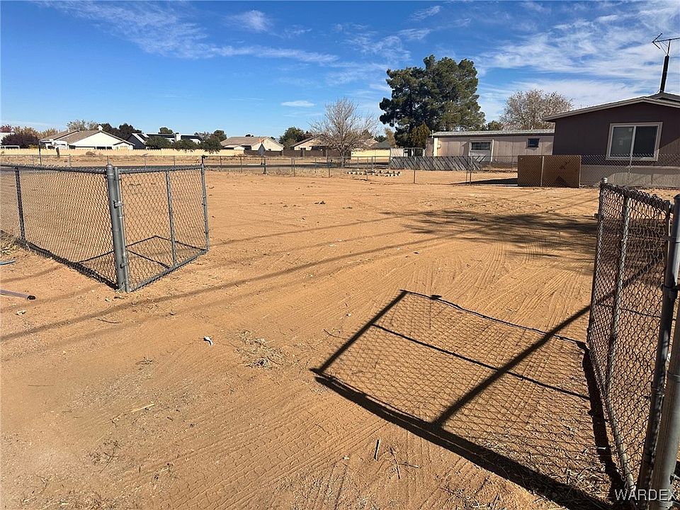 2nd image of 0 Thompson Avenue