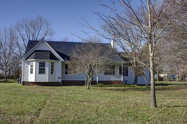 1st image of 301 Kinnard Ct