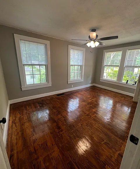 449 Northside Dr — Photo 17