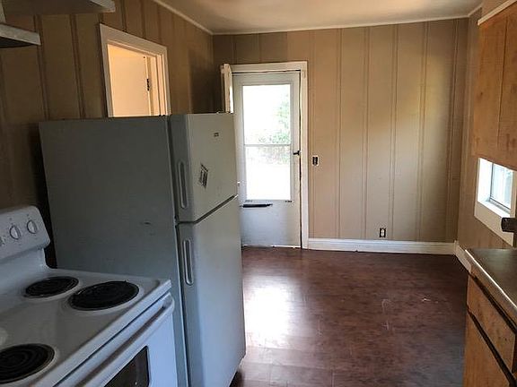 3rd image of 4341 Magazine St