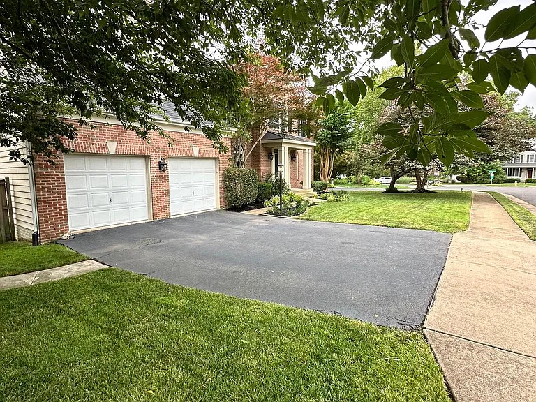 9255 Bowers Brook Pl — Photo 10
