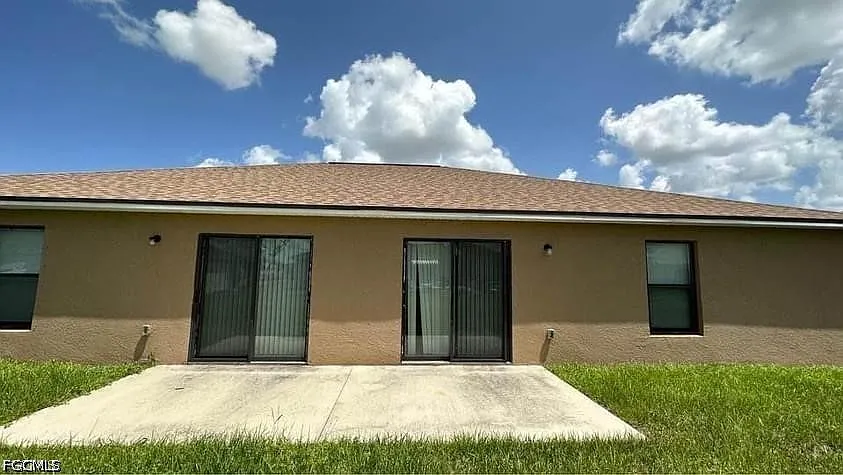 3 bed, 2.0 bath, 1200 sqft, $1,530 — Photo 3