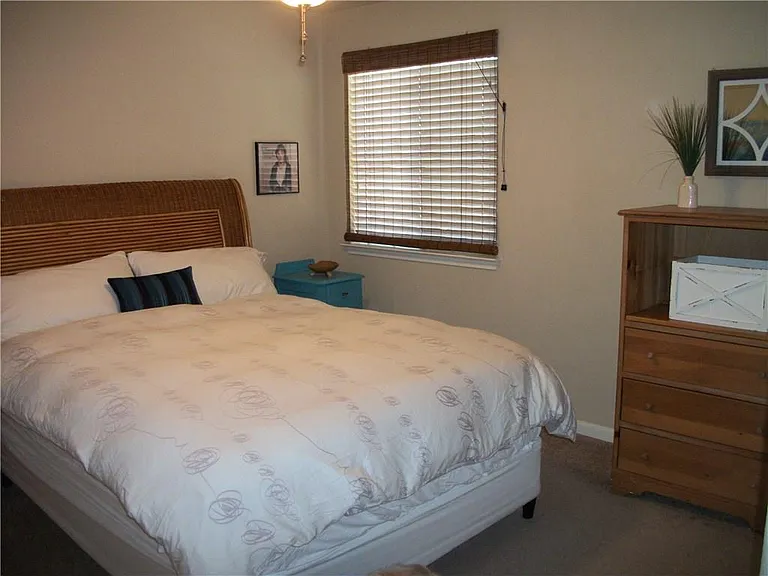 933 Heritage Springs Trl — Photo 16
