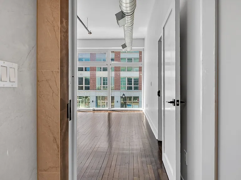 813 Chapel St — Photo 41