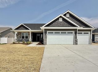 1009 Journey Hills Rd, Milton, WI 53563