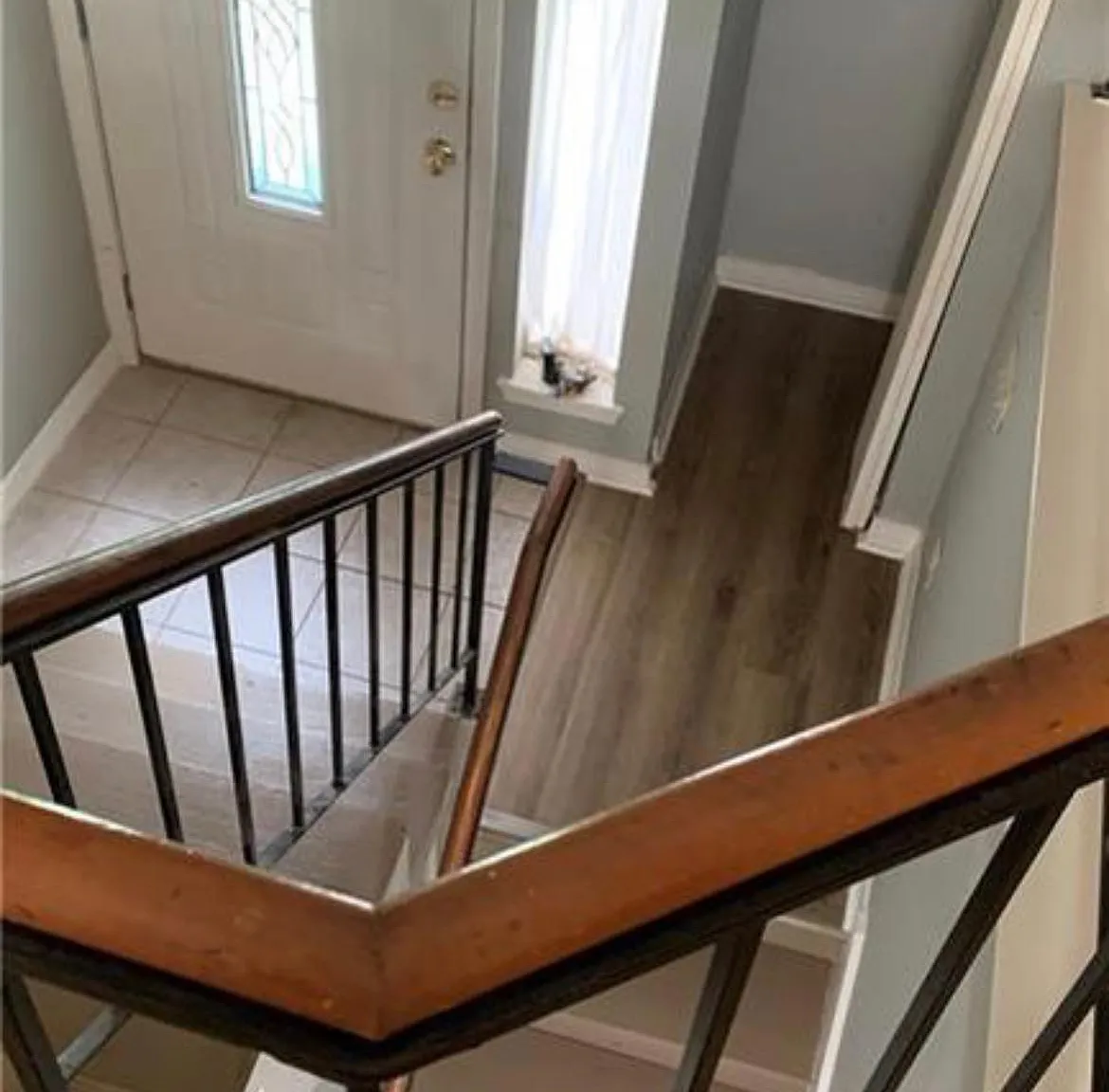 14215 Woodlands Dr — Photo 2