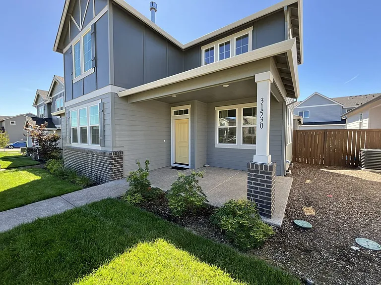 31530 NW Yorkshire St — Photo 5