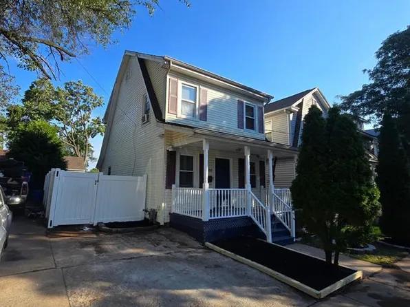 708 Magnolia St, Highland Park, NJ 08904