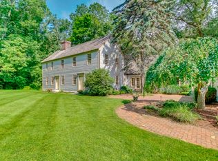 37 Godfrey Rd W, Weston, CT 06883