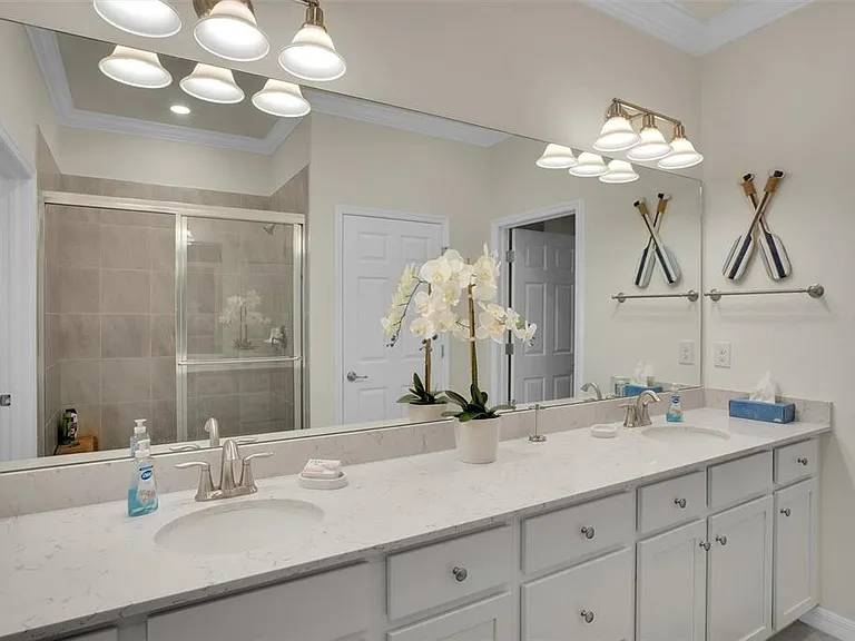 10042 Crooked Creek Dr #203 — Photo 18