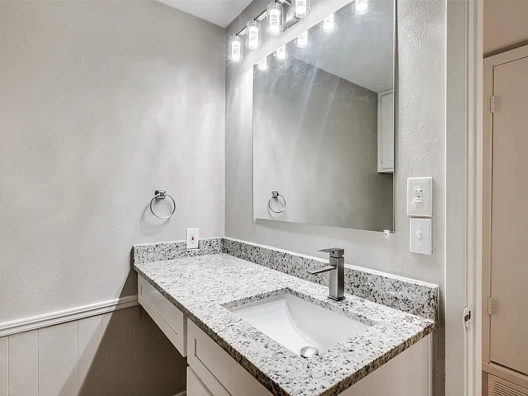 2925 Elsinor Dr — Photo 22