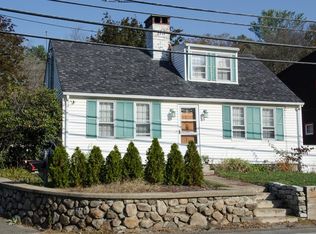 433 Essex Ave, Gloucester, MA 01930