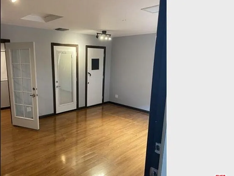 8120 Winsford Ave — Photo 26