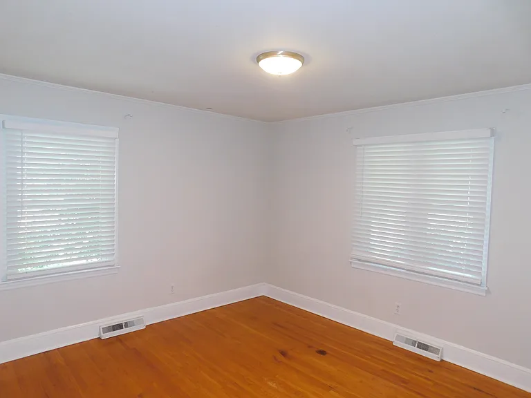 6300 Candlewood Dr — Photo 8