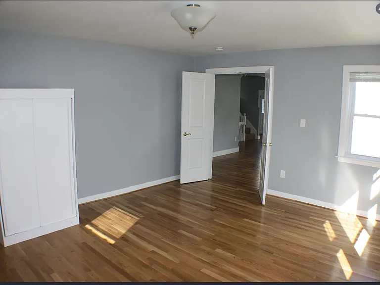 8 Wesley St #2 — Photo 4