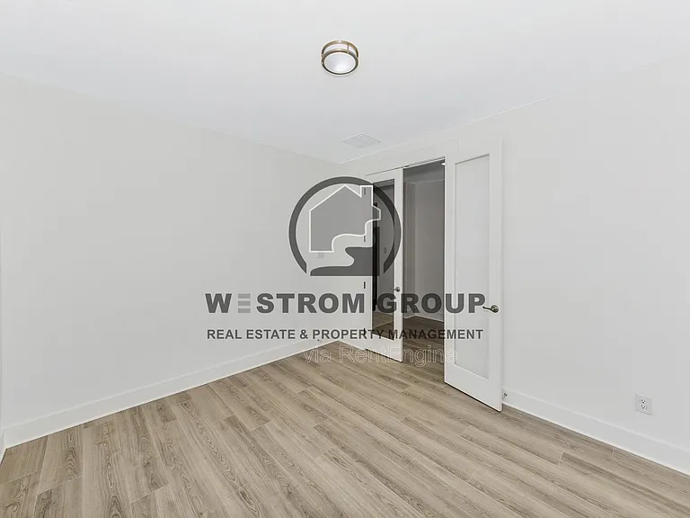 17229 Oxborough Dr — Photo 30