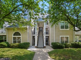 919 Hillside Lake Ter APT 310, Gaithersburg, MD 20878