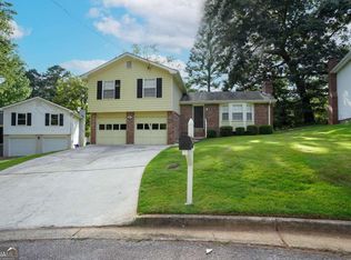 2063 Wellborn Close, Lithonia, GA 30058