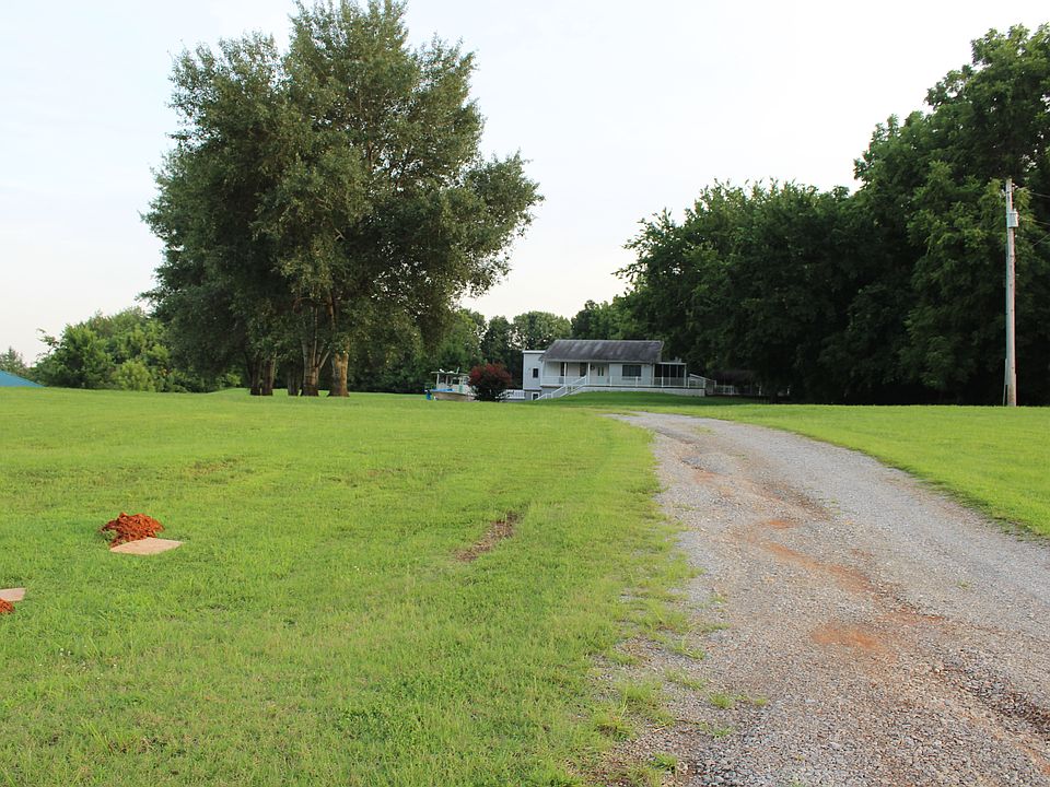 1st image of 340 Warfield Blvd