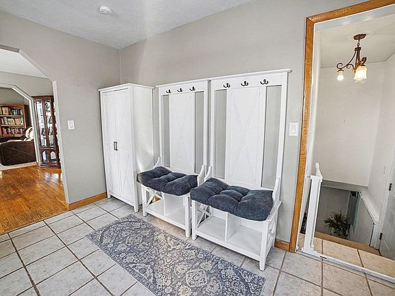 5th image of 1523 Clark Rd