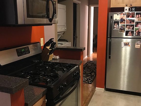 5th image of 2139 E Chestnut Ave APT 69
