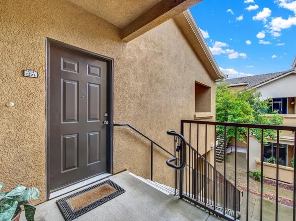 501 Gibson Drive #2221, Roseville, CA 95678