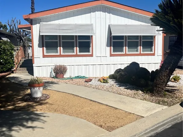 1275 Bishop Dr, Hemet, CA 92545