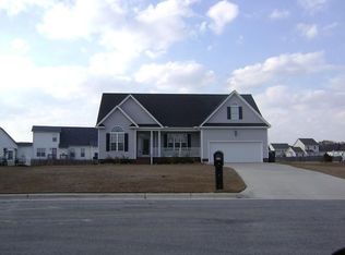 555 Milton Dr, Winterville, NC 28590