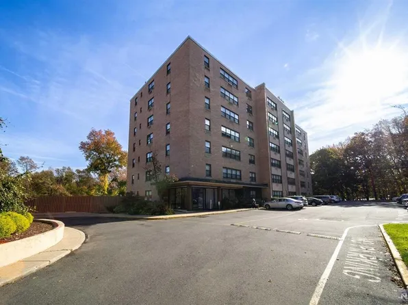 2348 Linwood Ave APT 1O, Fort Lee, NJ 07024