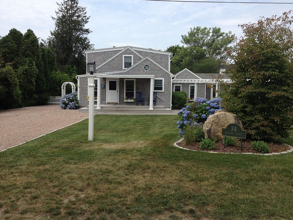 1st image of 34 Bayberry Ave