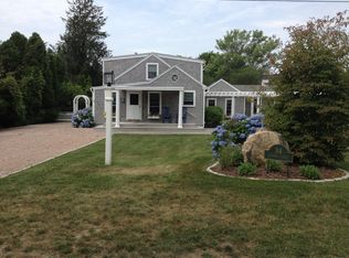 34 Bayberry Ave, South Kingstown, RI 02879