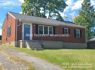 2620 Springhill Dr NW, Roanoke, VA 24017