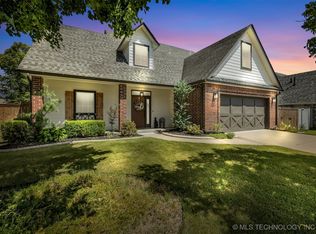11515 S Mulberry Ct, Jenks, OK 74037