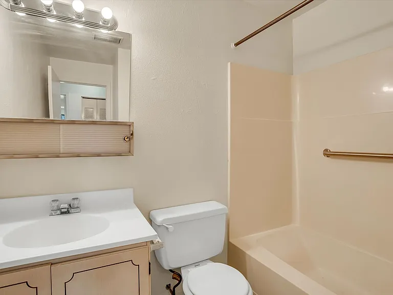 Chippewa Village Apartments Convenient Living in Beaver Falls, PA — Photo 19