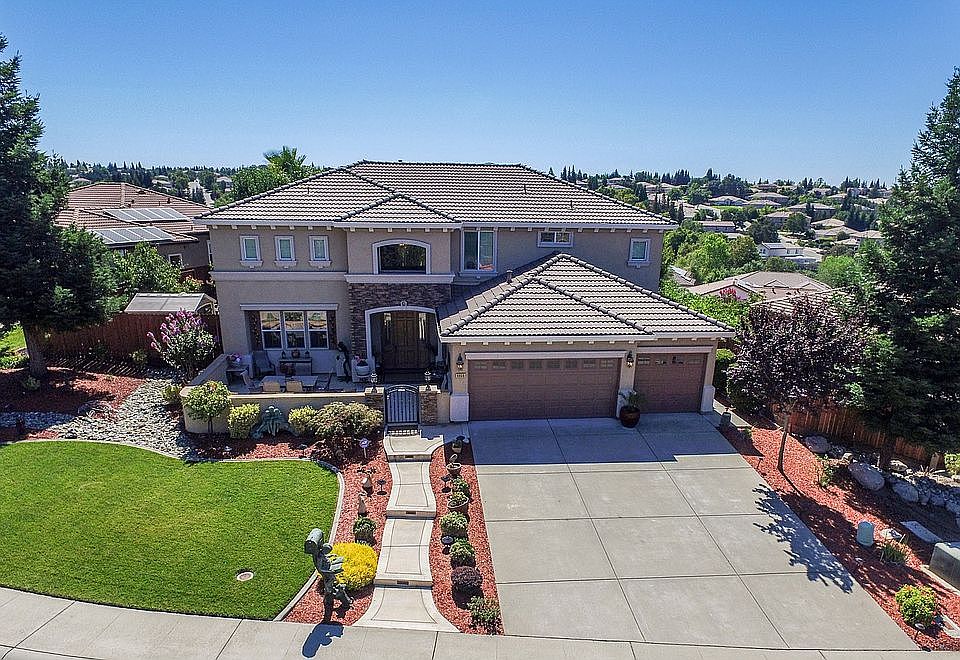2nd image of 6806 Yarrow Ct